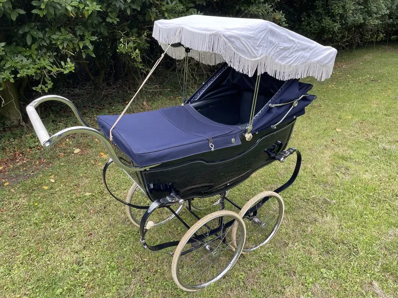 Silver Cross Balmoral Pram